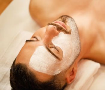 facial mask relaxing during treatment