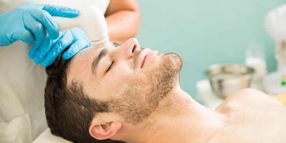 Men’s Anti-Aging Facials Turning Back the Clock with Skincare