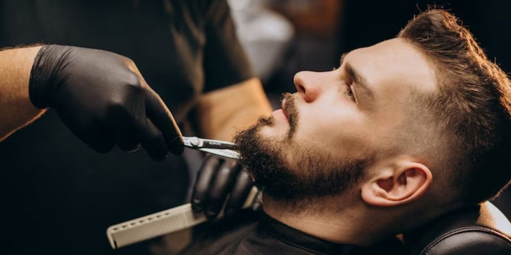 The Role of a Professional Stylist in Men’s Grooming Services