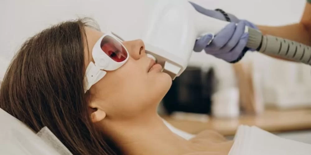 Laser Hair Reduction 101: Understanding the Basics of the Procedure