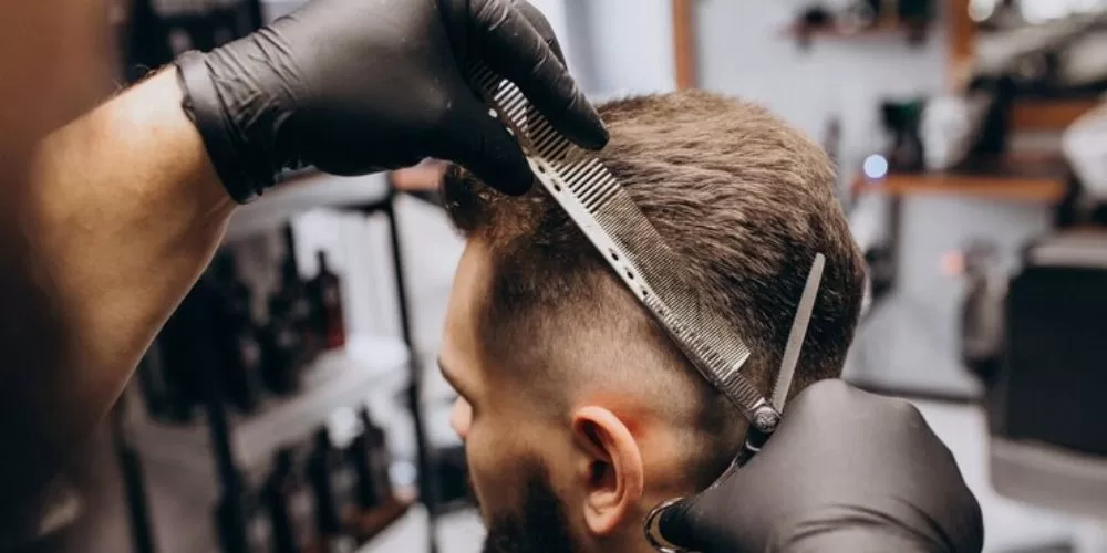 Men’s Haircuts and Confidence: How Your Style Impacts Your Self-Esteem