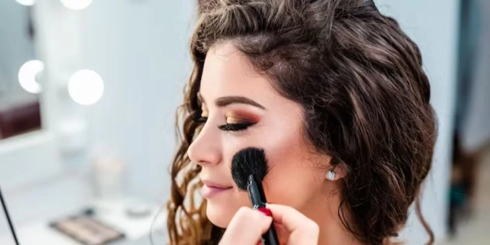 Airbrush Makeup 101: A Beginner’s Guide to Flawless Skin