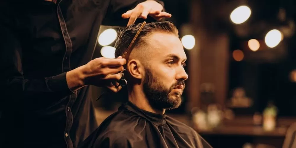 Jason Momoa's Hair Evolution Includes Short Hair, A Shaved Head, & Locs